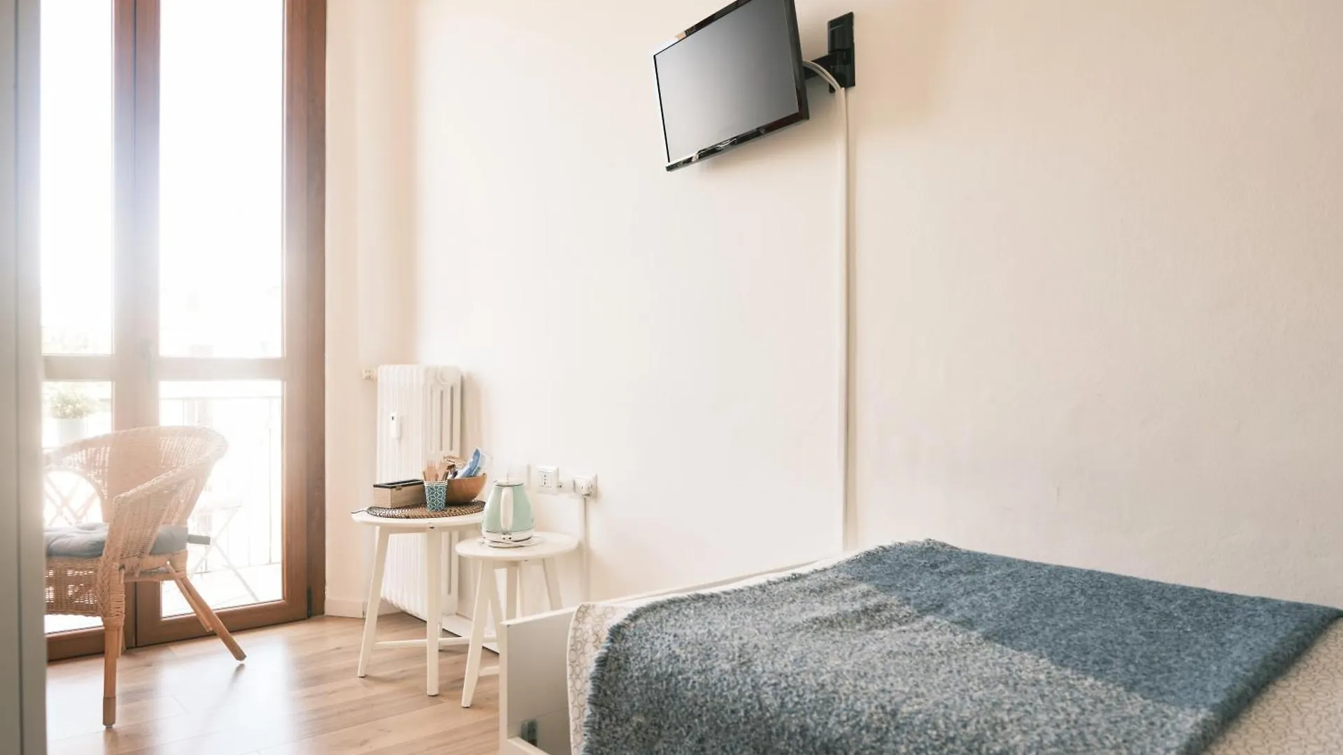Milano 71 Hotel 0*, Milan Italy