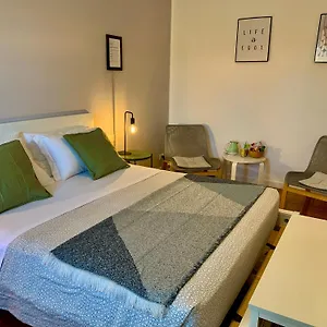 Guest house 71, Milan