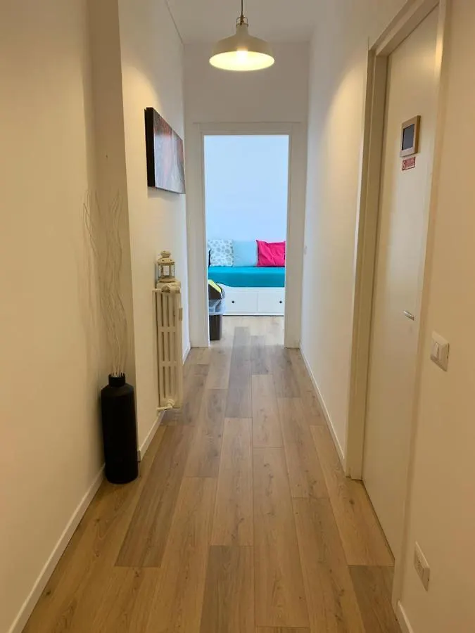 Milano 71 Otel Konukevi