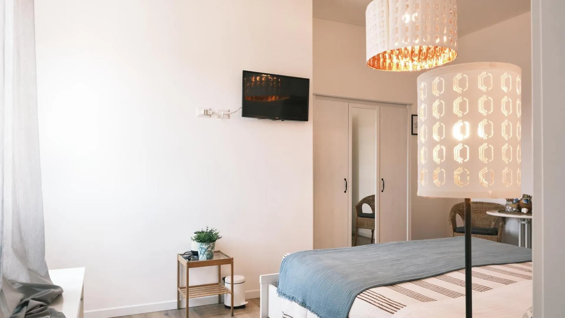 Milano 71 Hotel Guest house Milan